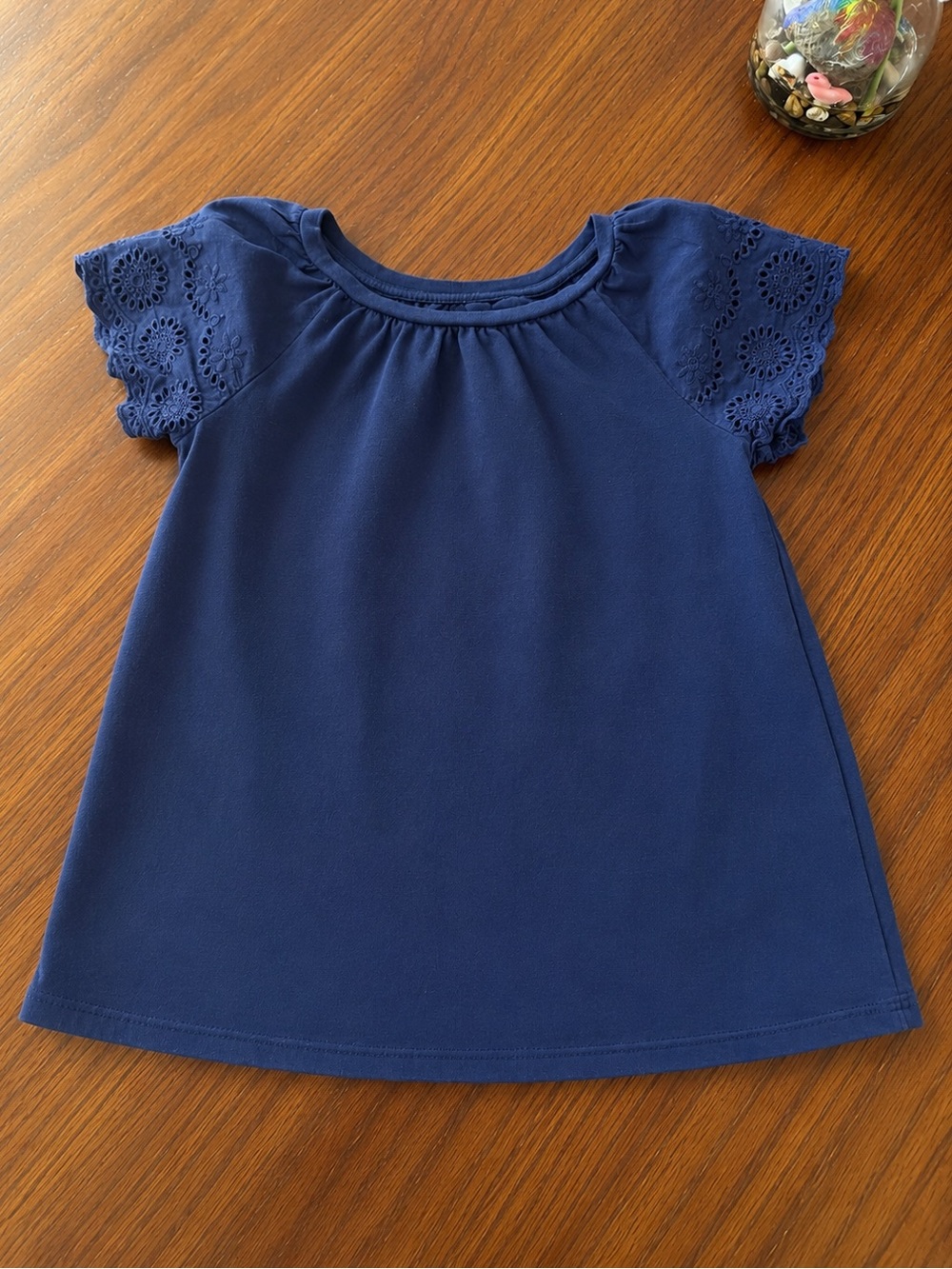 Cat & Jack Navy Eyelet Sleeve Short Sleeve Top